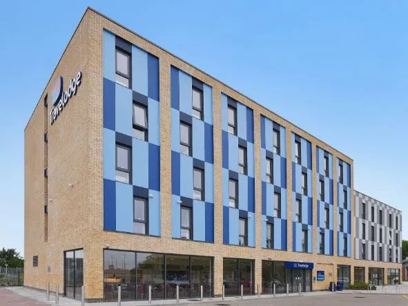 Travel Lodge